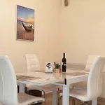 Apartament Takelena