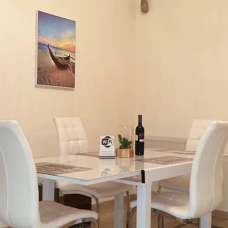 Apartment Takelena