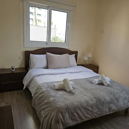 Takelena Apartment *